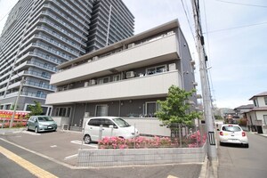 クレスト