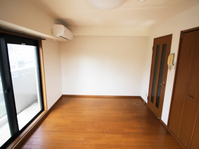 居室 グラシアスはちまん