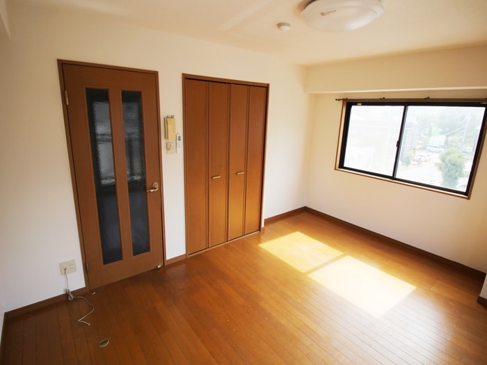 居室 グラシアスはちまん