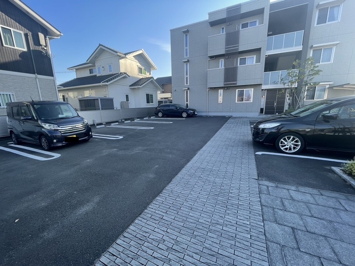 駐車場 ハレオハナ