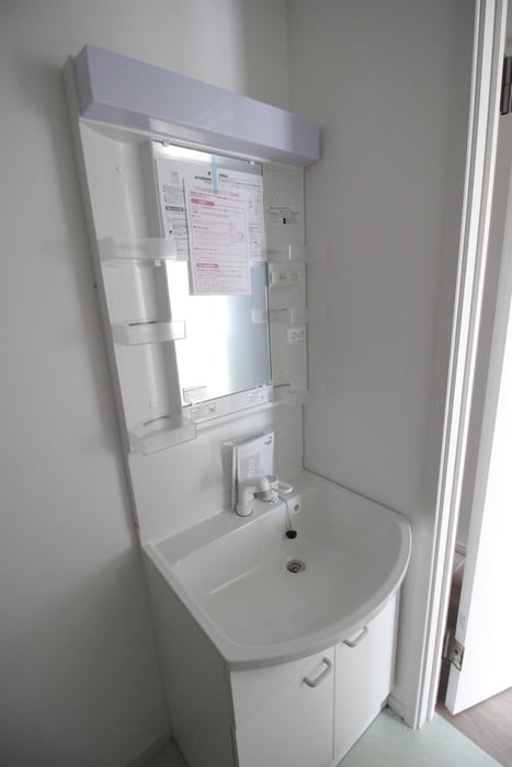 洗面 メリディアンなないろの里参番館