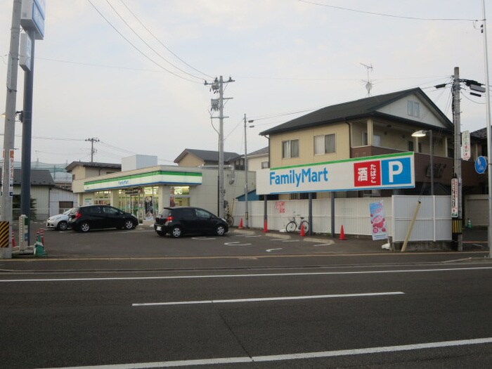 ファミリーマート仙台蒲町店(コンビニ)まで571m マニフィック・ベア霞