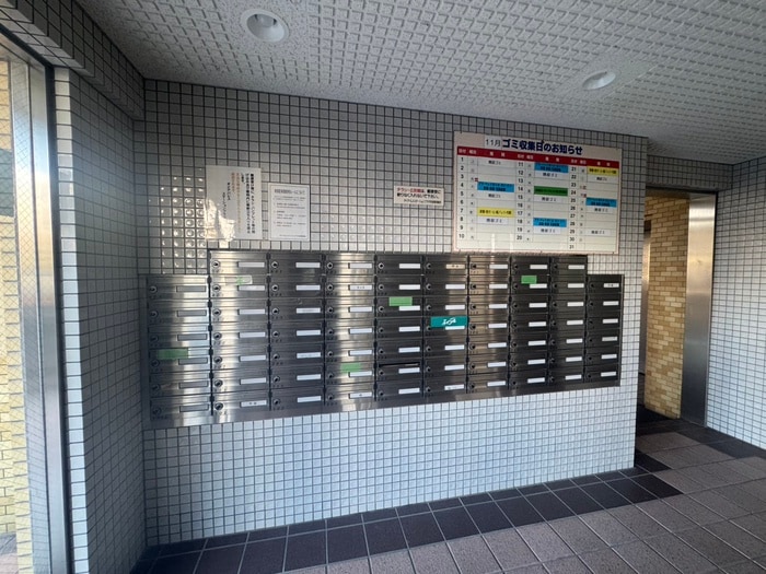 エントランス部分 ﾀﾞｲｱﾊﾟﾚｽｽﾃ-ｼｮﾝﾌﾟﾗｻﾞ名取(305)