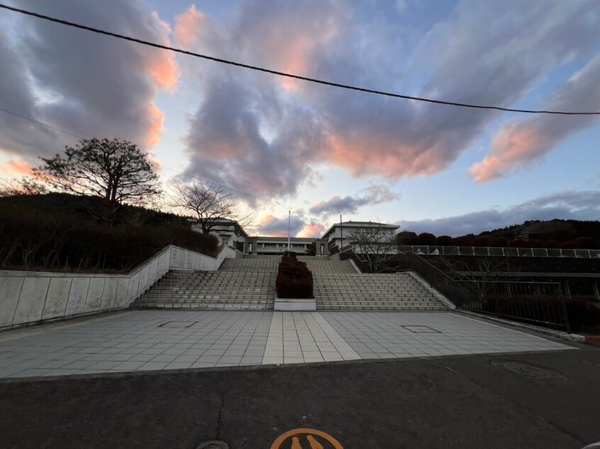 亘理町立亘理中学校(中学校/中等教育学校)まで1800m ライムフェルト
