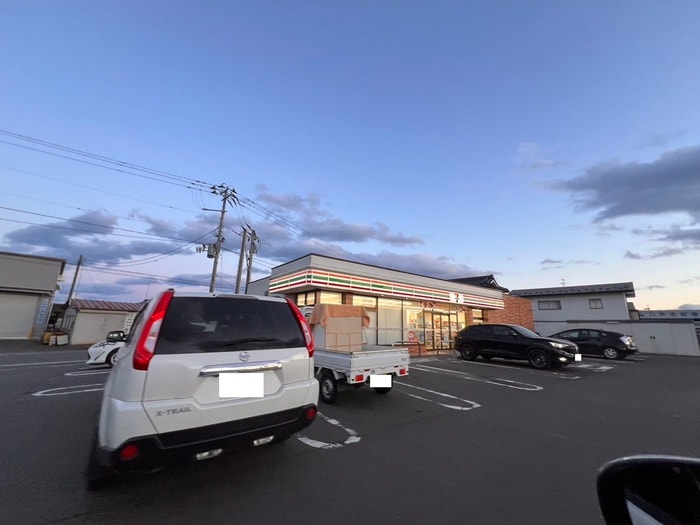 セブン-イレブン 亘理東郷店(コンビニ)まで1300m ライムフェルト