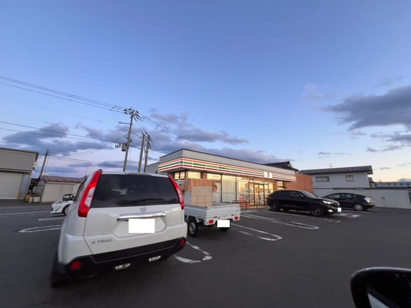 セブン-イレブン 亘理東郷店(コンビニ)まで1300m ライムフェルト