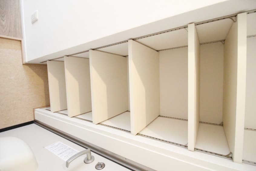 靴箱 メリディアンなないろの里壱番館