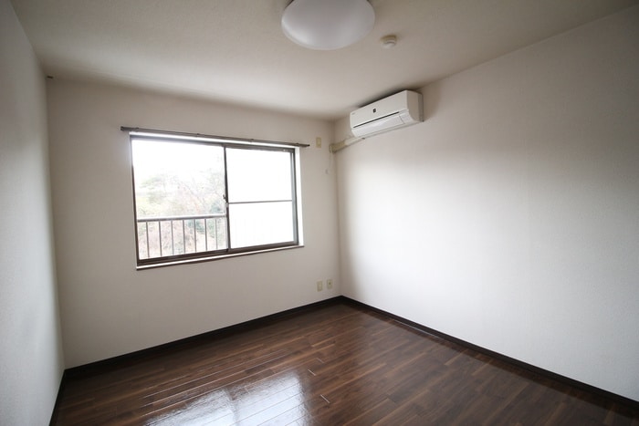 居室 リ－ベンス黒松