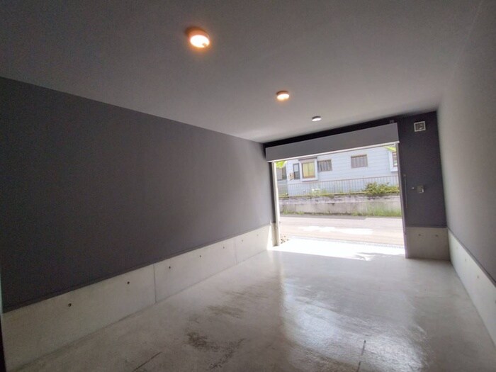 ベランダ・バルコニー Ｇａｒａｇｅ　Ｌｕｓｓｏ　Ｂ