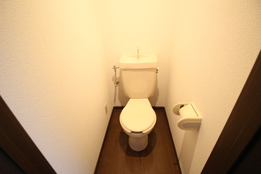 トイレ ホワイトキャッスル遠見塚７番館