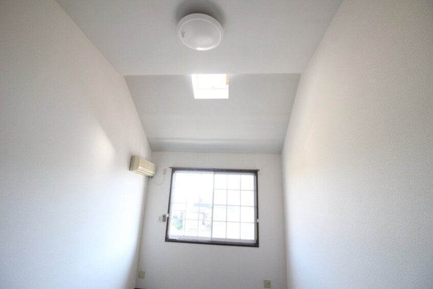 内観写真 ホワイトキャッスル遠見塚７番館