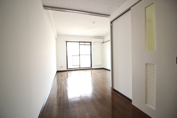 居室 ロンディ－ヌⅠ長町