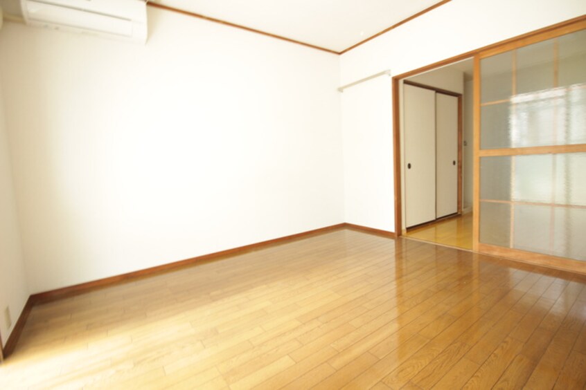 居室 八幡レジデンス