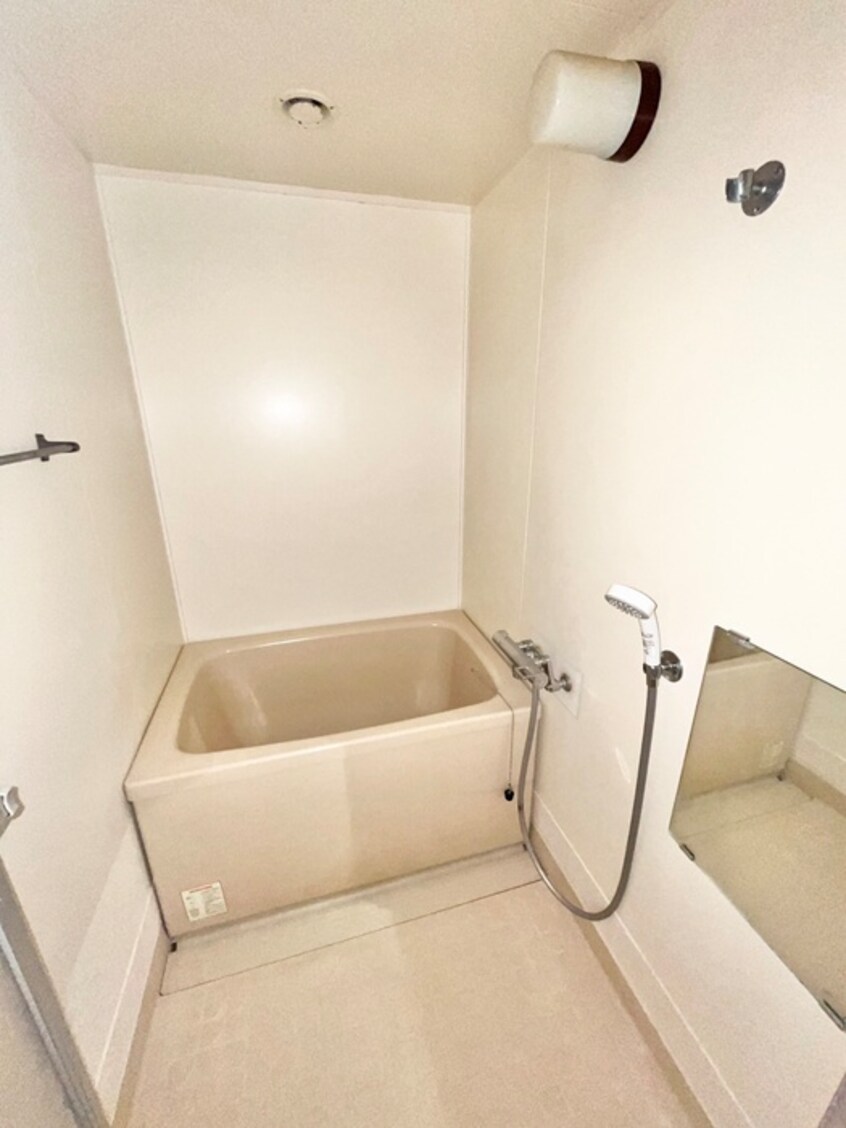 バス／シャワールーム等 八幡レジデンス