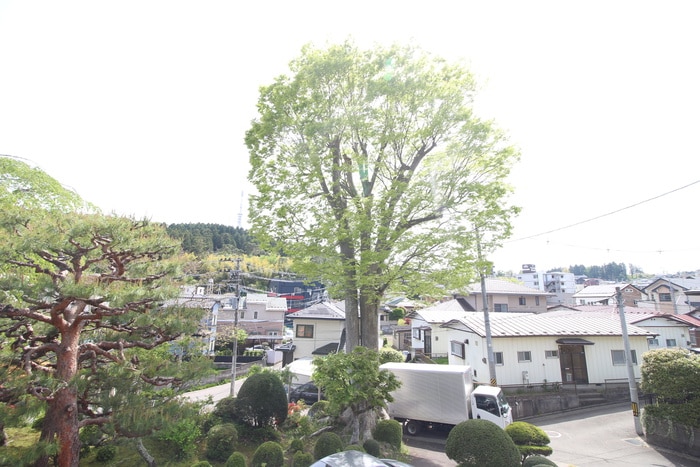 室内からの展望 ｹﾔｷハイツ
