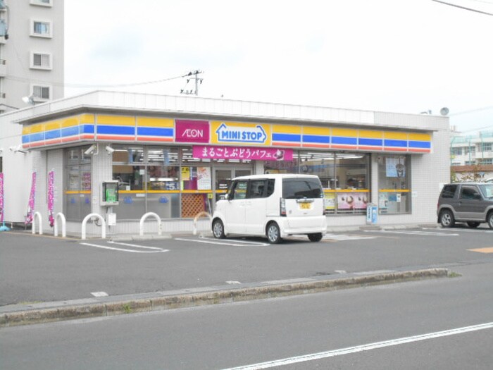 ミニストップ東仙台駅前店(コンビニ)まで150m オ－レ東仙台Ⅰ