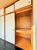 収納 エステート八島