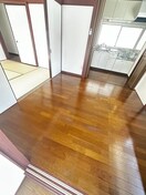 廊下 新田四丁目貸家