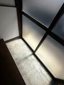 玄関 新田四丁目貸家