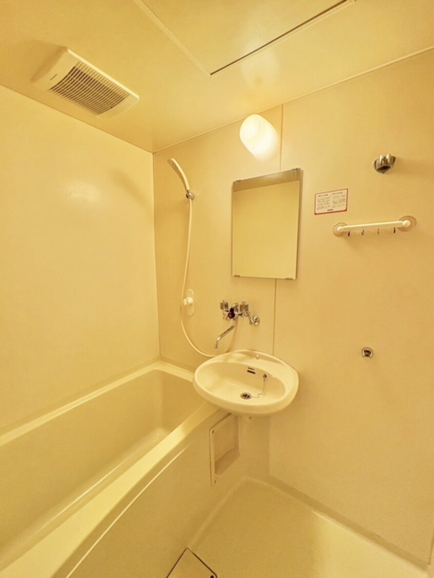 バス／シャワールーム等 コ－ポ福田町Ⅱ