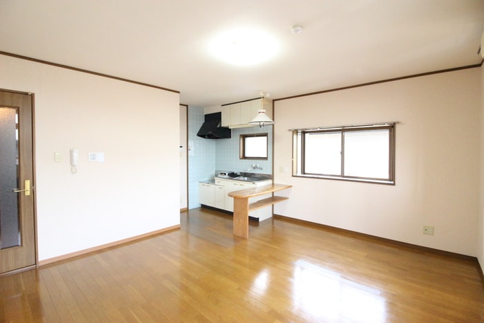 居室 キャステール砂押２