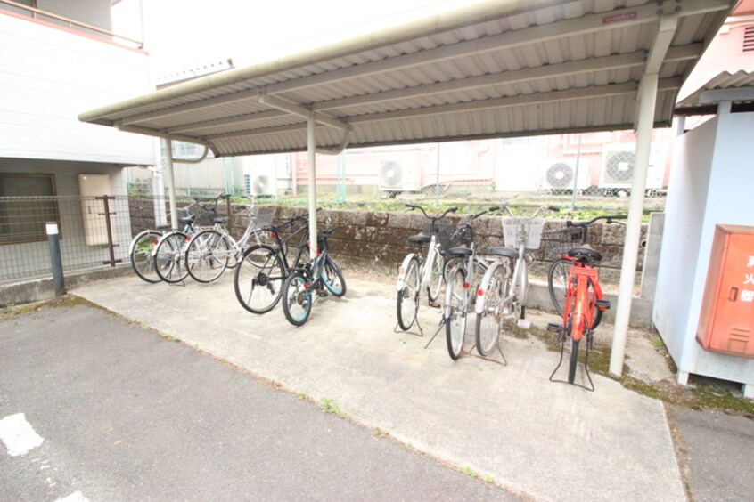 駐輪場 キャステール砂押２