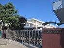 仙台市立八軒中学校(中学校/中等教育学校)まで587m ビュ－パレス河原町