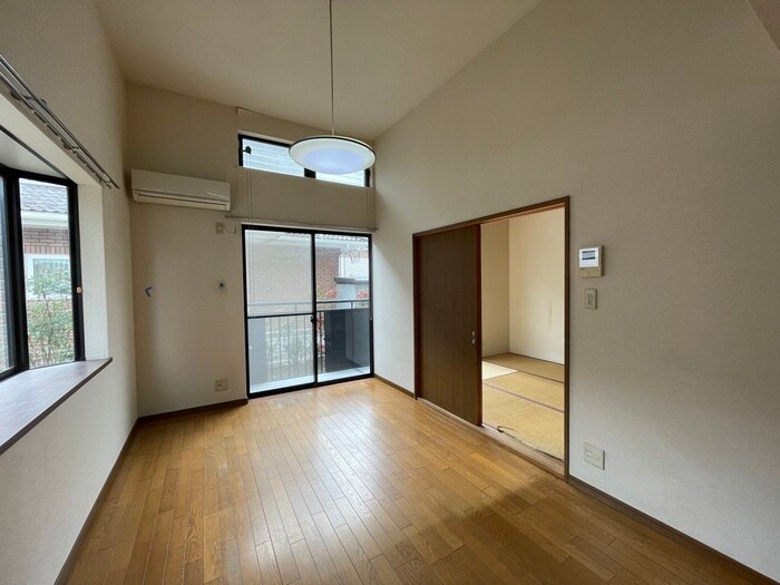 居室 レジデンス上余田