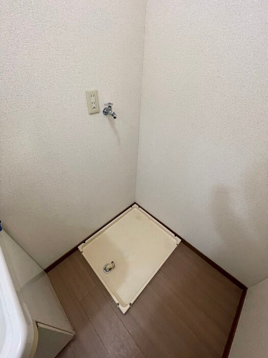 洗濯機置場 レジデンス上余田