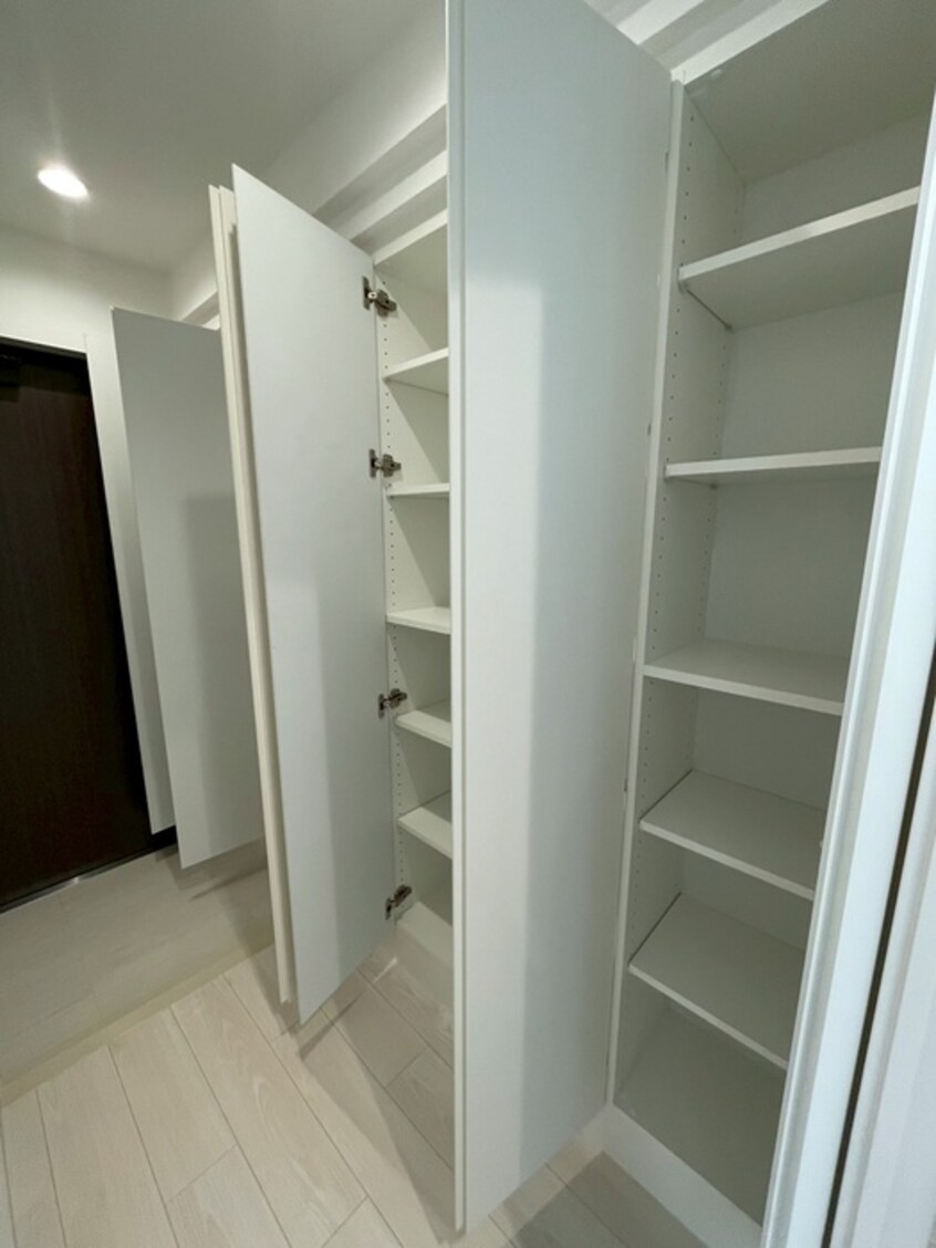 靴箱 アルモニー勾当台公園