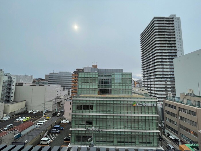 室内からの展望 アルモニー勾当台公園