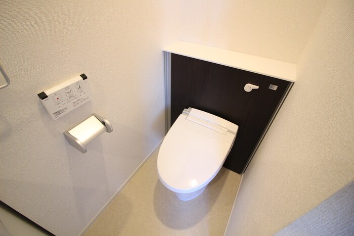 トイレ シャルール・エイト