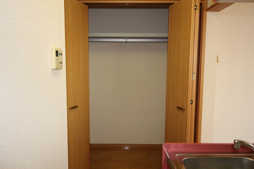 収納 グランシャトレ－