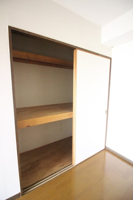 収納 ファ－ストハイツ