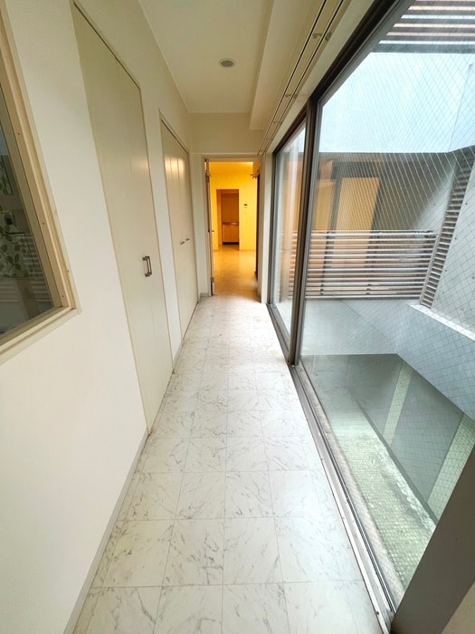 廊下 プレシャス二日町