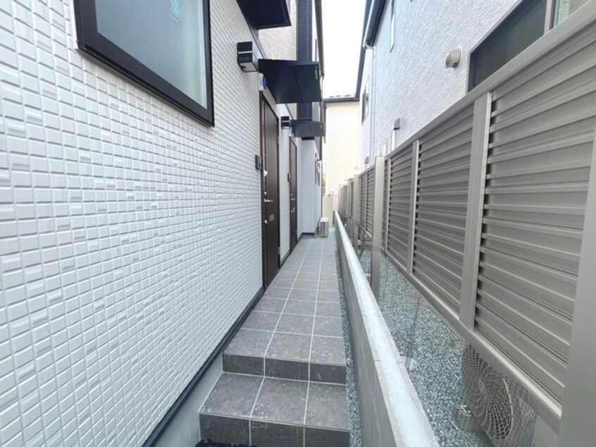 エントランス部分 アビリア南小泉