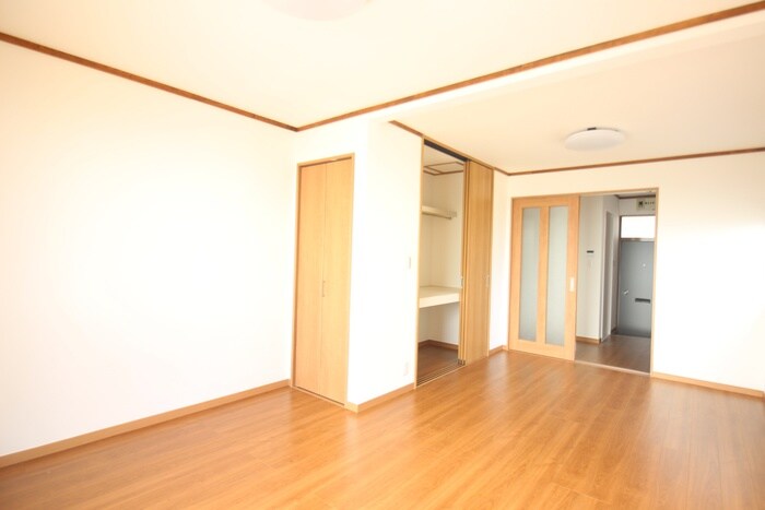 居室 condominium　ＯＧＡＷＡ