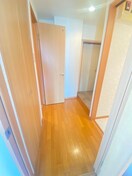 廊下 プリエ白鳥