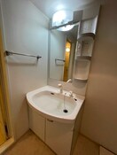 洗面 ｸﾞﾗﾝｼﾞｭ-ﾙﾏﾝｼｮﾝ高砂駅前