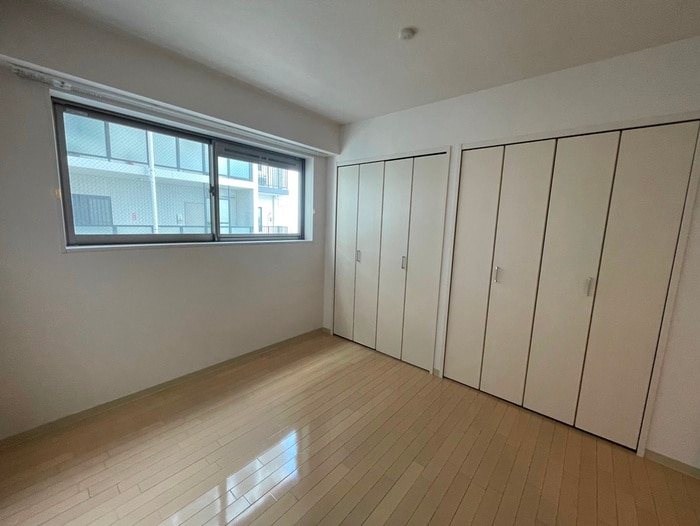 居室 ｸﾞﾗﾝｼﾞｭ-ﾙﾏﾝｼｮﾝ高砂駅前