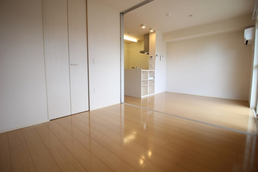 居室 ウィステリア八幡