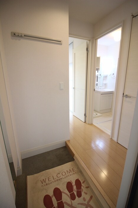 玄関 ウィステリア八幡