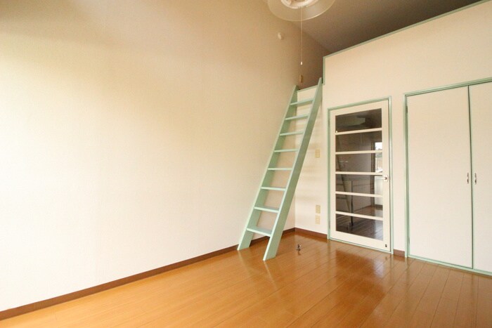 居室 ｱｰﾊﾞﾝｼﾃｨ西多賀