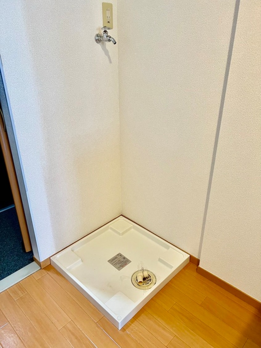 洗濯機置場 ソルビオス金剛院