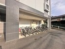 駐輪場 サンヴァ－リオ小松島