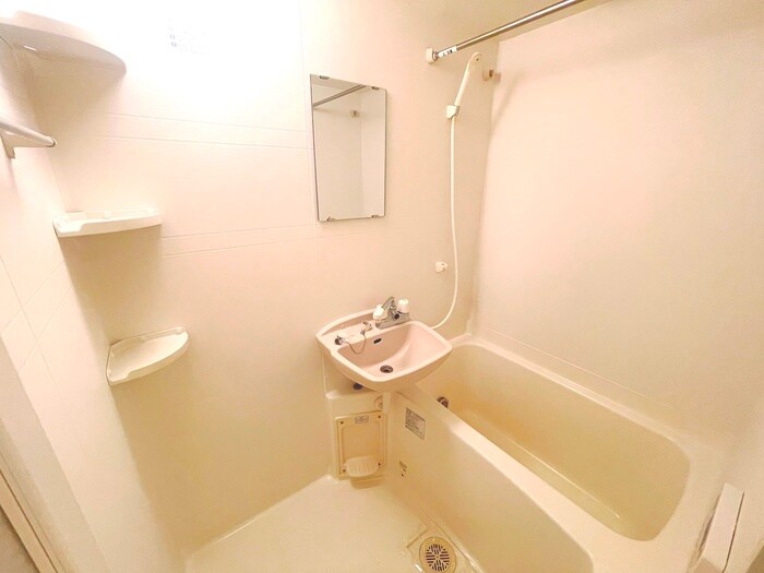 バス／シャワールーム等 サンヴァ－リオ小松島