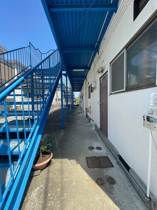 エントランス部分 ショウエイコーポラス