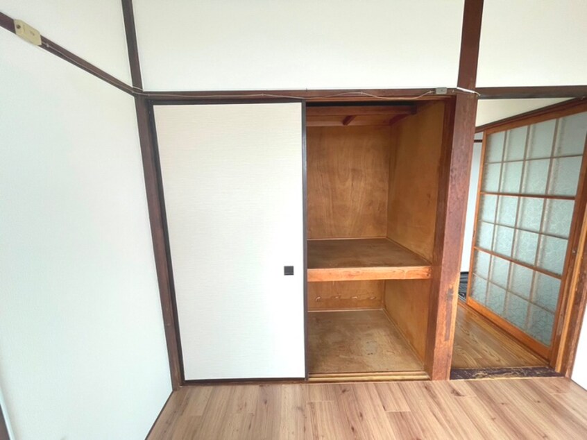 収納 ショウエイコーポラス