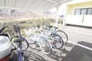 駐輪場 コスモス弐番館