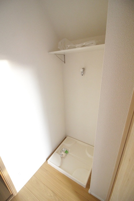 洗濯機置場 ドゥ・アネッサⅧ　Ａ棟